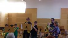 Bernhard Staudigl mit dem Hornensemble beim Osterworkshop